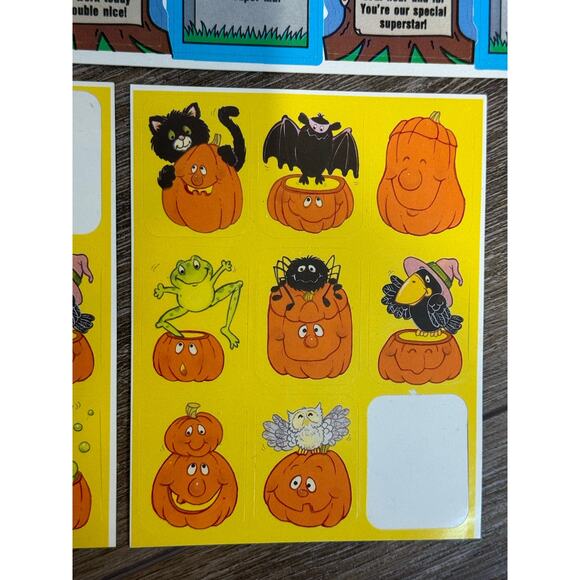 Vintage 80s Teachers Halloween Stickers Lot Reward Incentive Garfield Pumpkins - Picture 11 of 11